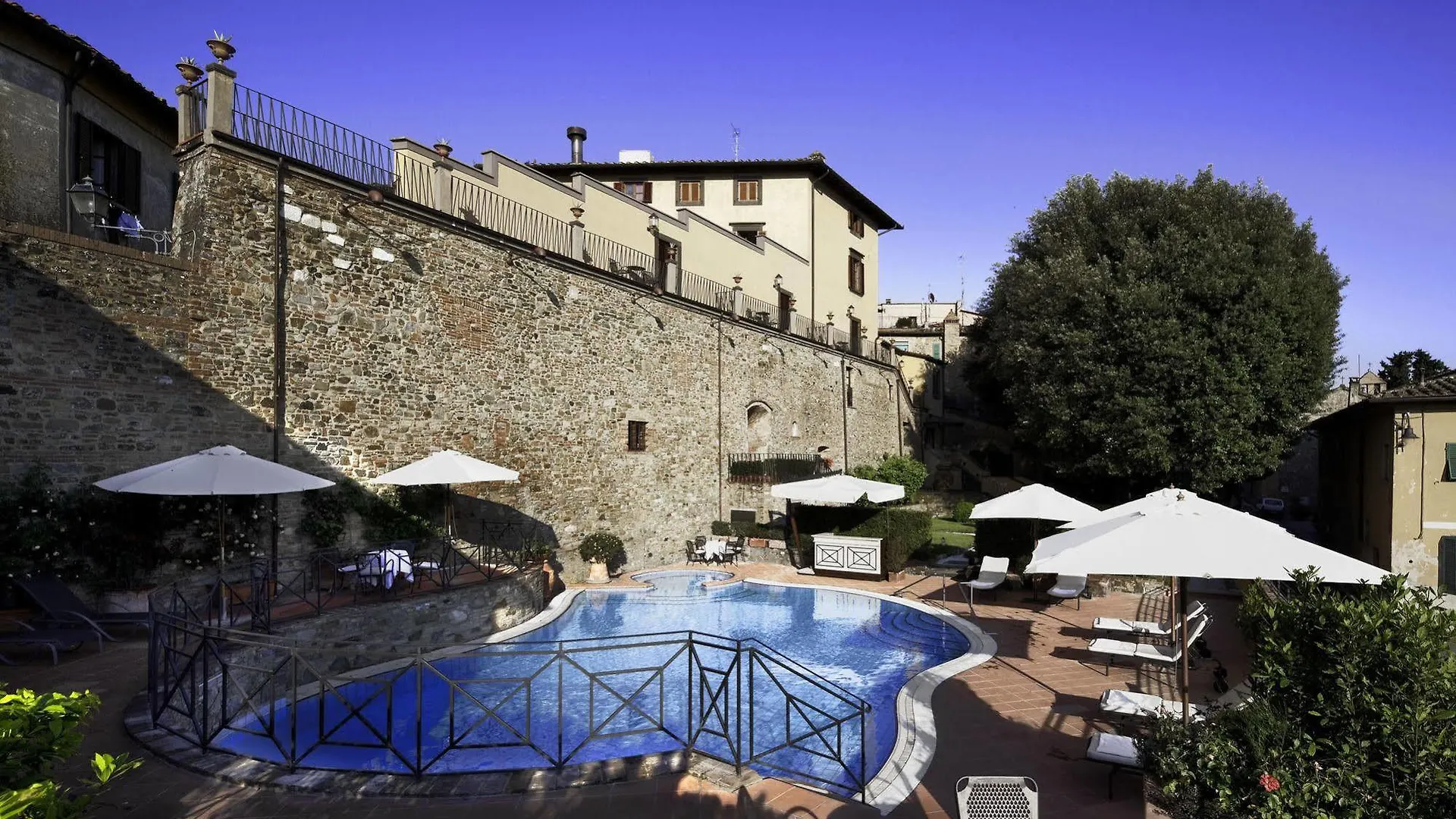 Unahotels Palazzo Mannaioni Toscana مونتايون 4*,  إيطاليا