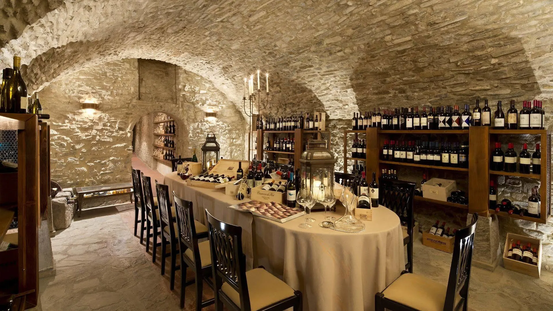 **** فندق Unahotels Palazzo Mannaioni Toscana مونتايون إيطاليا