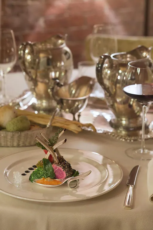 **** فندق Unahotels Palazzo Mannaioni Toscana مونتايون إيطاليا